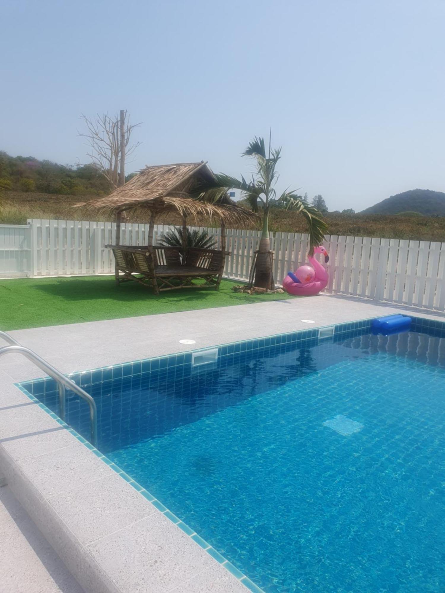 S&F Villa Сам-Рой-Йот Экстерьер фото